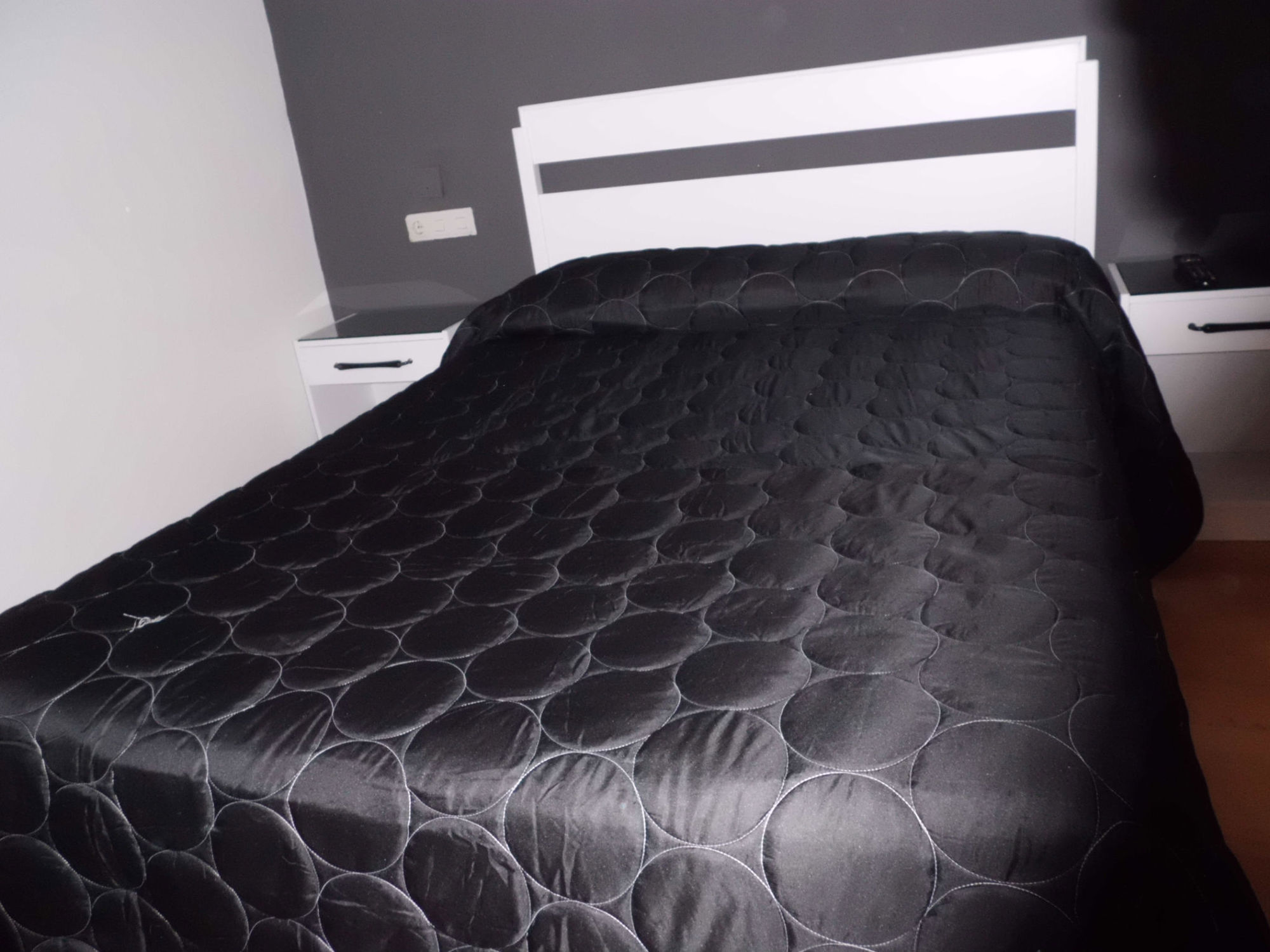 וייאדוליד Hostal Lima מראה חיצוני תמונה