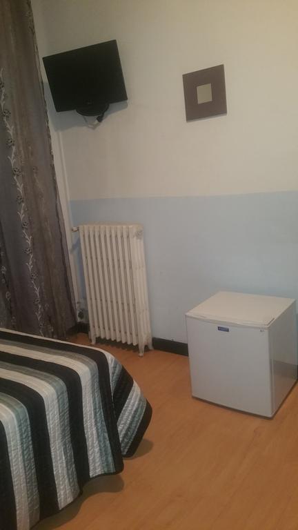 וייאדוליד Hostal Lima מראה חיצוני תמונה