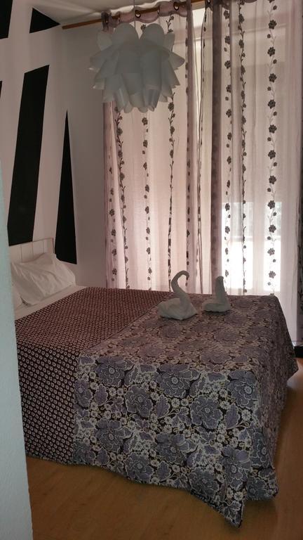 וייאדוליד Hostal Lima מראה חיצוני תמונה