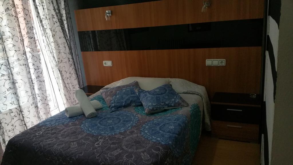 וייאדוליד Hostal Lima מראה חיצוני תמונה